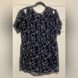 3XL I Love boutique Floral Peplum Cold shoulder top.  
100% rayon